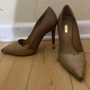 Guess light brown heels with mermaid toe top - size 7.